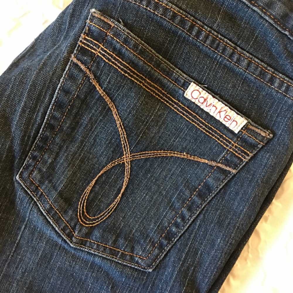 CALVIN KLEIN Flare Jeans 👖 Size 6/28